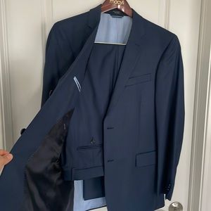 Tommy Hilfiger navy blue suit